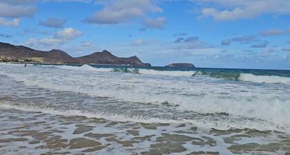 Ferienhaus 'Refugio Aconchegante Para A Familia' mit Seeblick, privater Terrasse und Wi-Fi
