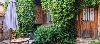 Country House 'La Tarabilla' with Private Garden and Wi-Fi