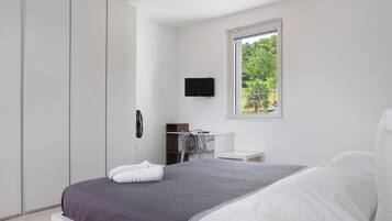 2 chambres, fer et planche Ă repasser, Wi-Fi gratuit, draps fournis