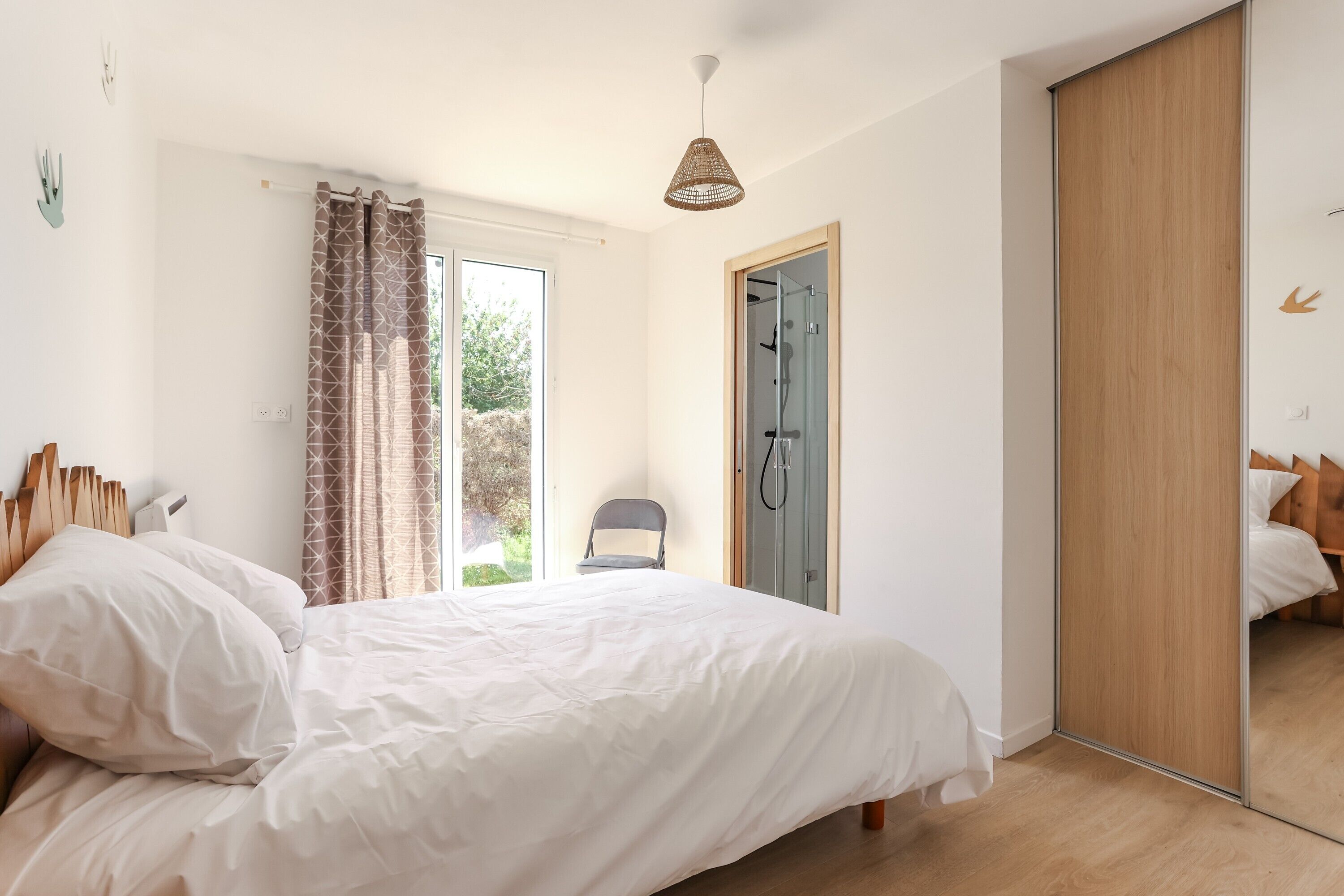 3 bedrooms, iron/ironing board, free WiFi