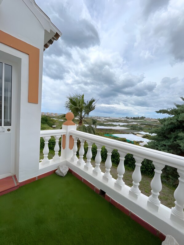 Property grounds - Holiday Home 'Torrox Park 300' with Sea View, Wi-Fi and Air Conditioning (Torrox)