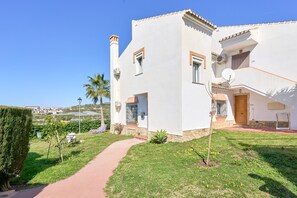 Exterior - Holiday Home 'Torrox Park 300' with Sea View, Wi-Fi and Air Conditioning (Torrox)