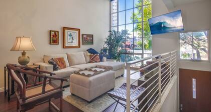 Modern Urban Row Home * 2 Blocks to San Diego Bay * A/C