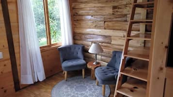 Cabane Standard, vue montagne | Coin séjour