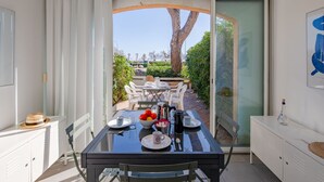 Dining - Les Boucaniers by Interhome (Sainte Maxime)