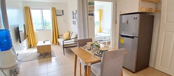 Spacious 1BR at Marina Spatial w/Pool - Dumaguete City