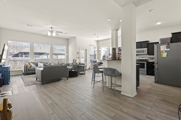 Televisor intel·ligent, estèreo, pantalles d'ordinador i impressores