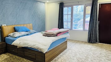 3 bedrooms, WiFi, bed sheets