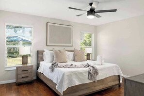 3 chambres, fer et planche à repasser, lit parapluie, Wi-Fi