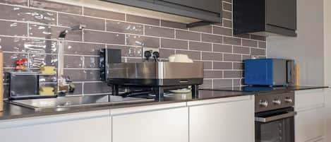 Fridge, microwave, oven, dishwasher