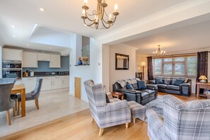 Smart TV - Bosuns Cottage | Winterton Cottages (Winterton-on-sea)