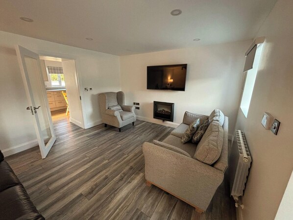 Téléviseur, foyer, chaîne audio