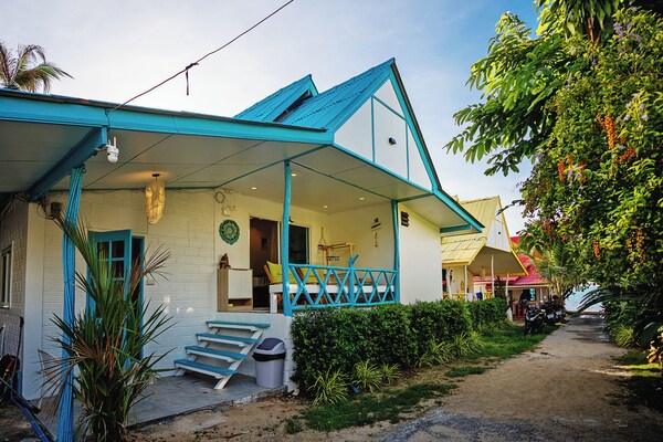 Dream Villa Beachfront Sunset - Tailandia