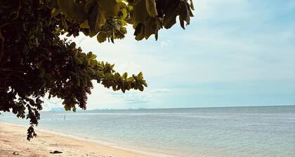 Dream Villa Beachfront Sunset