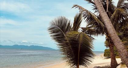 Dream Villa Beachfront Sunset