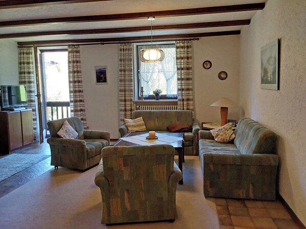 Televisión y reproductor de DVD 