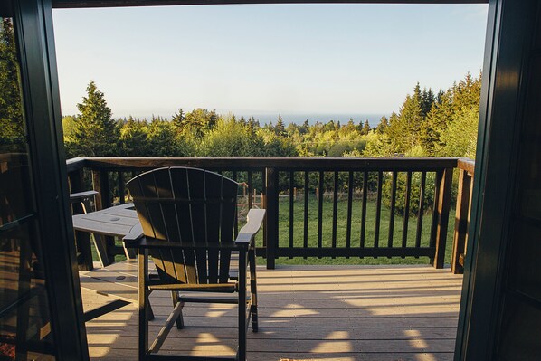 Property grounds - NEW Lookout Ridge Ranch Retreat (Port Angeles)