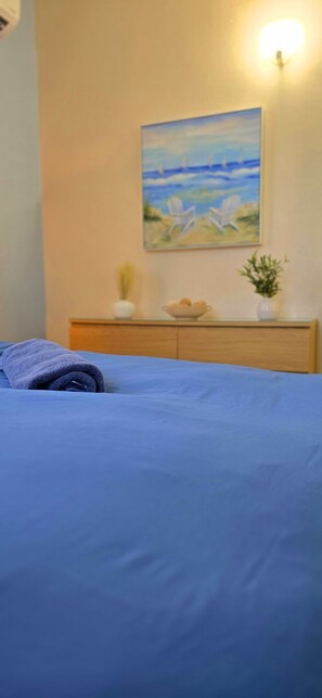 3 Schlafzimmer, Schreibtisch, Bügeleisen/Bügelbrett, WLAN