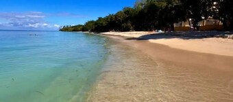 Serene 3BR Beach House - Family & Remote Work Haven, Sleeps 6 + Pack ’n Play