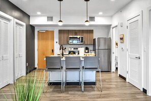 Fridge, microwave, oven, dishwasher