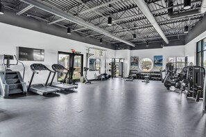 Fitness facility - 2 BDR Condo Steps from Tennis, Pickleball and Wellness Center (Zephyrhills)