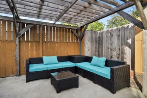 Terrace/patio - Beachy 1BR Escape with SofaBed Golf (Pacifica)
