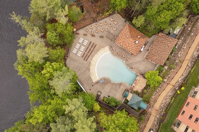 Sunset Fairways - Accessible Chula Vista Condo