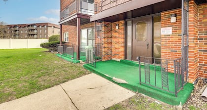 2 Mi to Wind Creek Casino: Quaint Homewood Haven