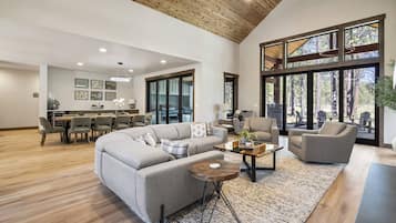 TV connectée, cheminée