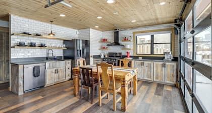 Modern Granby Retreat: Fish, Hike & Relax!