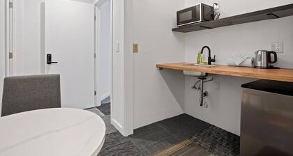 Peaceful 1BR Stay - Golf & Beach