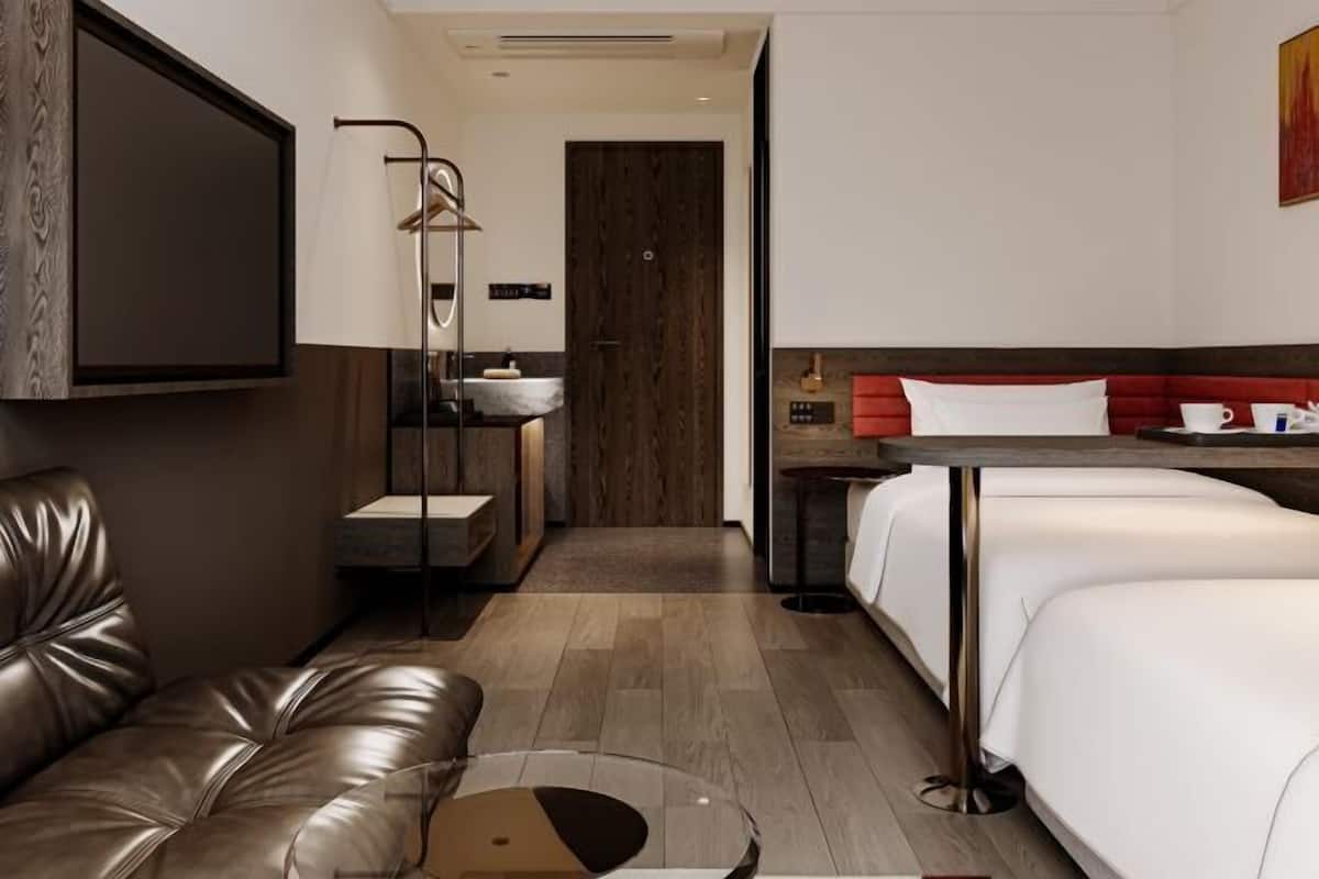 Desk, laptop workspace, free WiFi, bed sheets