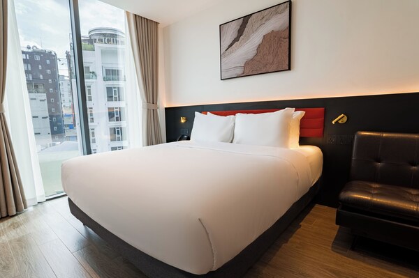 The Signature Hotel Saigon - Ho Chi Minh City