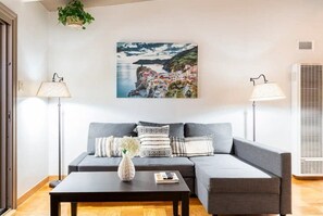 Téléviseur, bureau