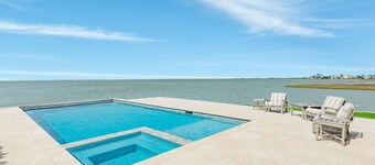 LUX | Bayfront | Pool | Spa | Private Fishing Pier | Boat Dock | Game Room | Veranda | Beach Nearby