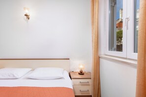 2 bedrooms, WiFi, bed sheets -  apartment Mira 2  with AC in Punat (Punat)