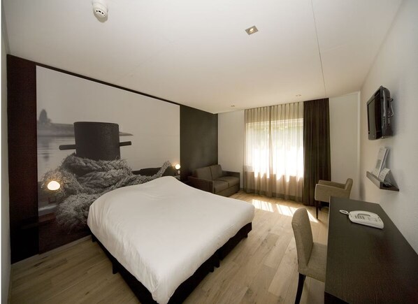 1 slaapkamer, een strijkplank/strijkijzer, gratis wifi, beddengoed