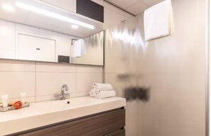 Hair dryer, towels
