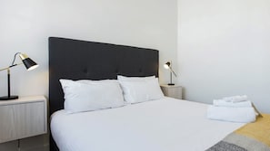 1 bedroom, iron/ironing board, WiFi (free)