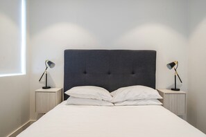 1 dormitorio, tabla de planchar con plancha, wifi gratis