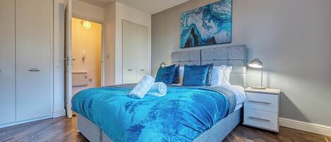 2 bedrooms, iron/ironing board, free WiFi