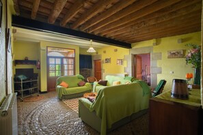 Smart-TV, Tischtennisplatte