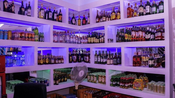 Bar (en la propiedad)