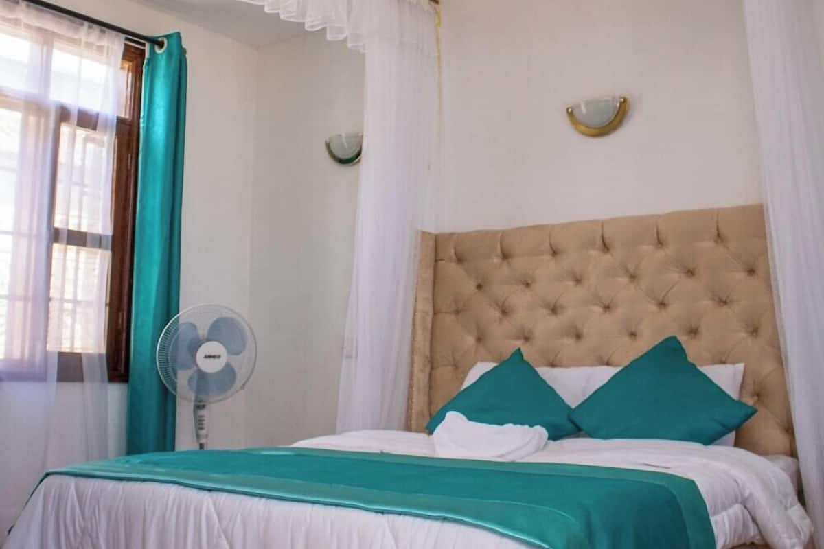 Chambre Simple Deluxe, vue ville | Wi-Fi gratuit, draps fournis