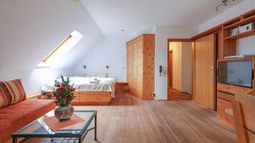 2 Schlafzimmer, Schreibtisch, kostenloses WLAN, Bettwäsche