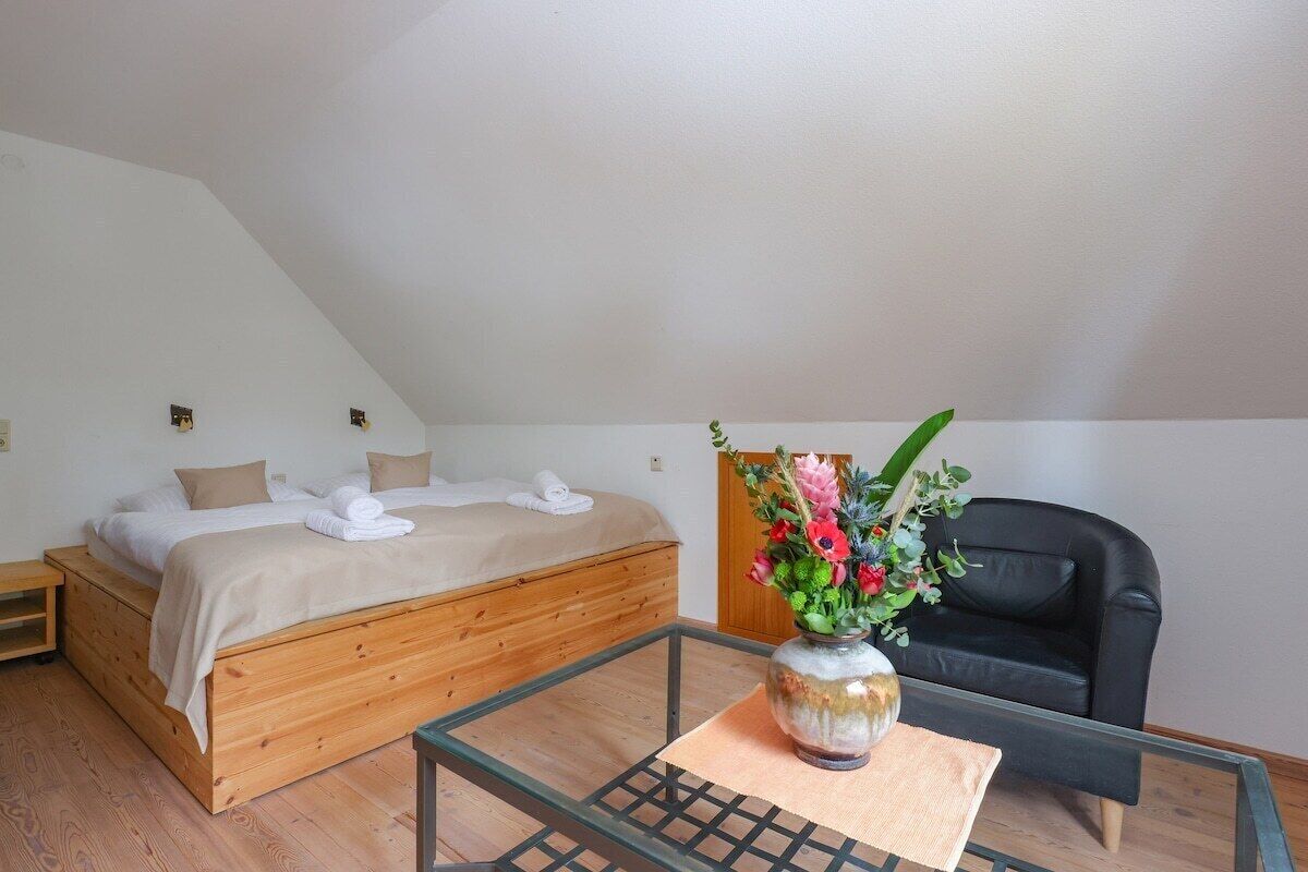 2 habitaciones, escritorio, wifi gratis y ropa de cama 