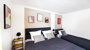 2 bedrooms, iron/ironing board, WiFi, bed sheets - Center between town hall and cathedral (Augsburg)