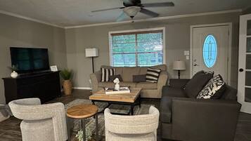 Televisor i llar de foc