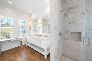 Shower, hair dryer, towels - Enjoy WaterColor with Beach Club Access, Golf Cart, and Private Pool for a Relaxing Vacation! (Santa Rosa Beach)