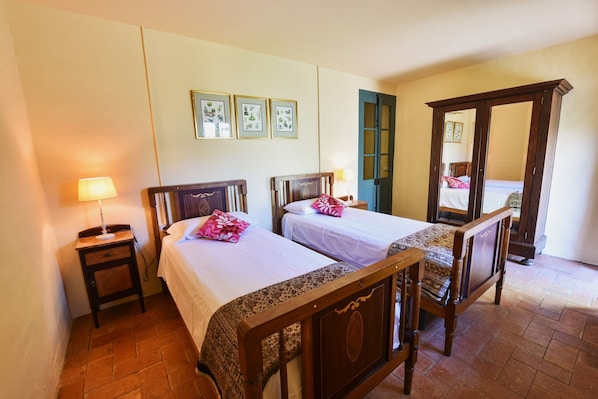 2 bedrooms, internet
